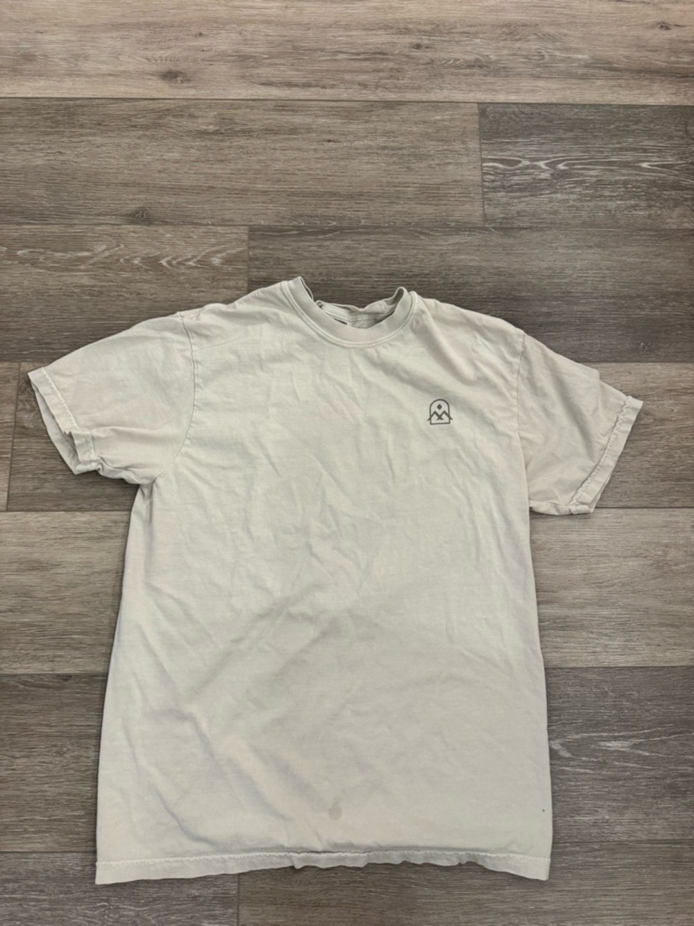 Comfort Colors Cream Short-Sleeve Tee with Moncayo Chest Logo